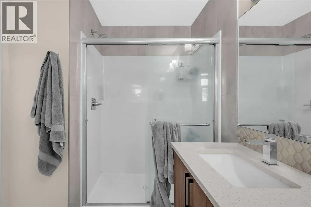 101 Midtown Close SW