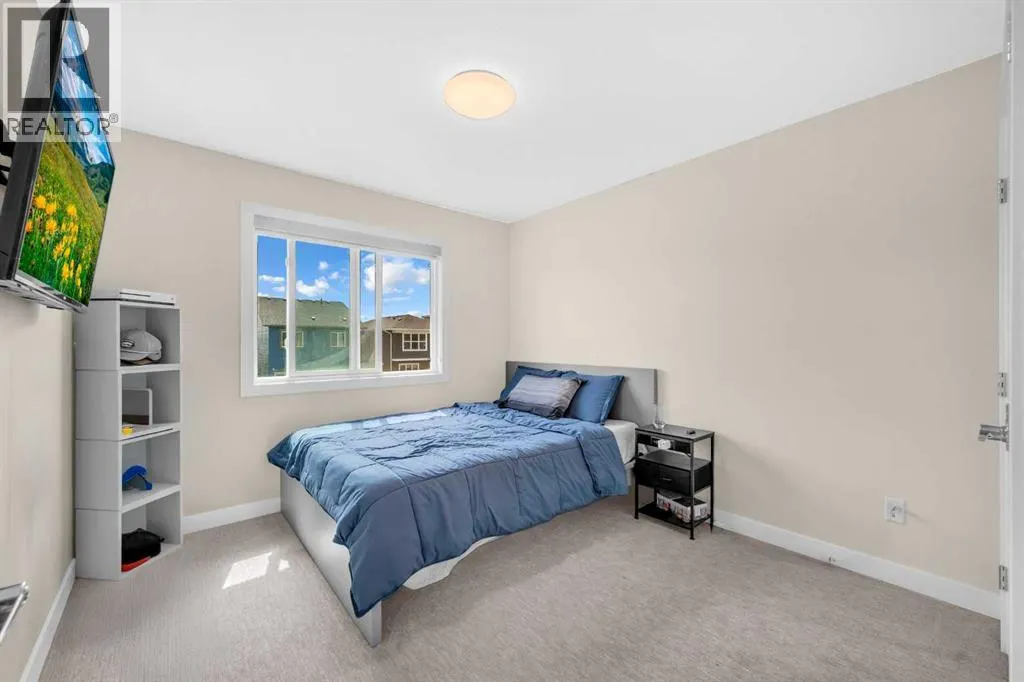 101 Midtown Close SW