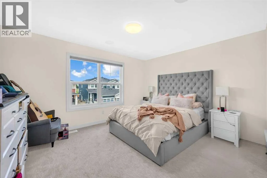 101 Midtown Close SW