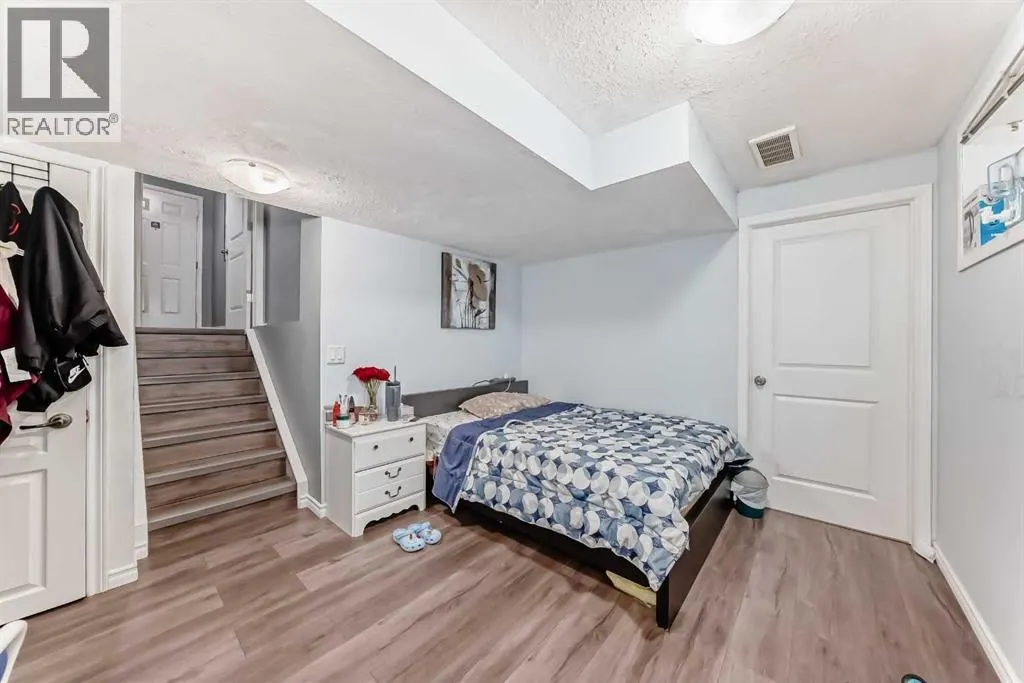 105 Copperfield Lane SE