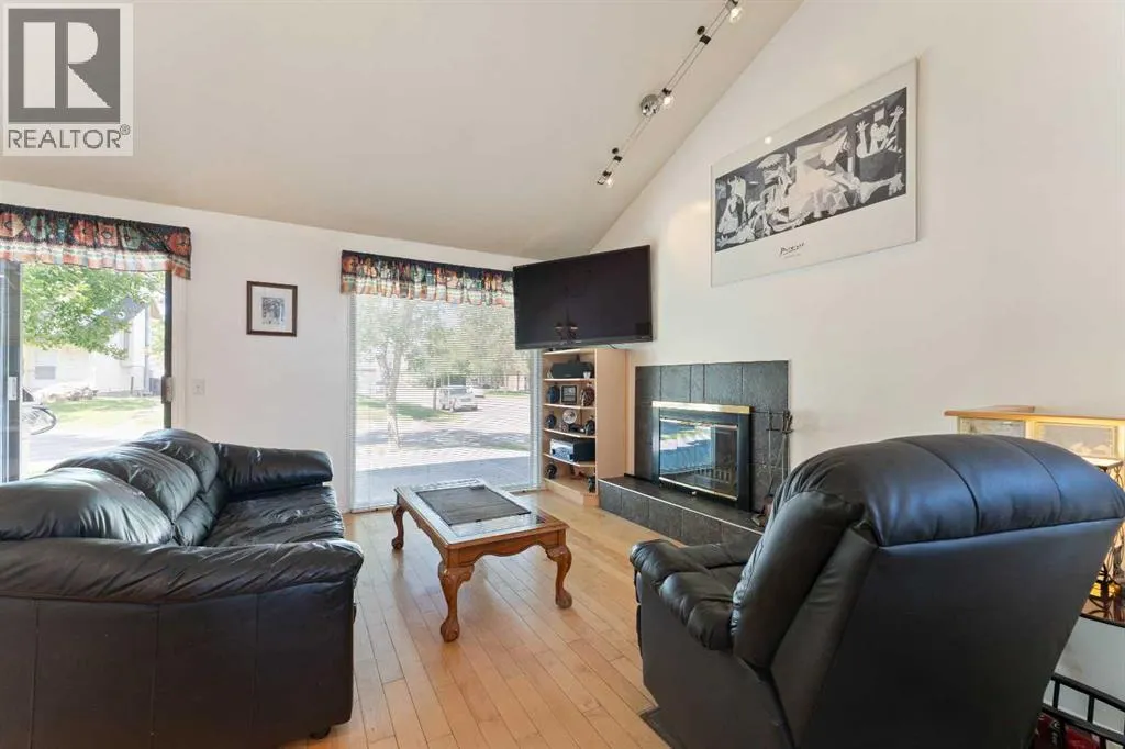 79 Templegreen Place NE