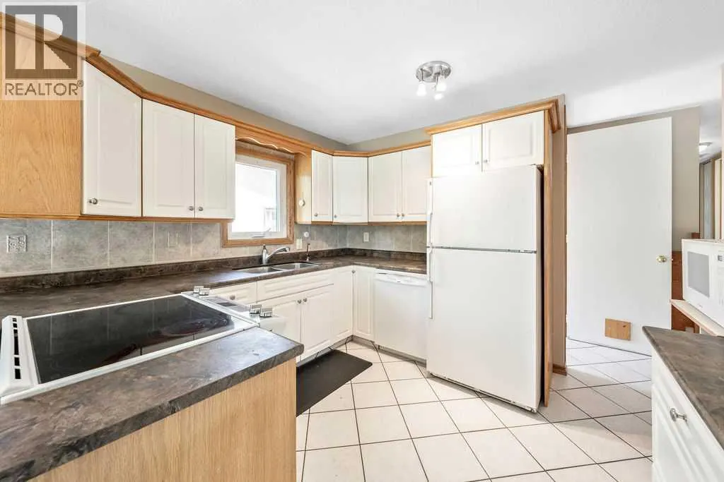 354 Maitland Hill NE