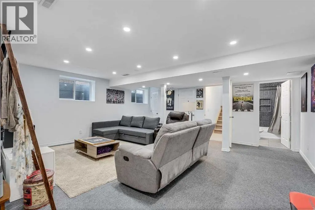 135 Sage Valley Circle NW