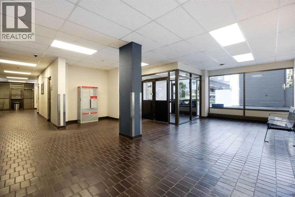 1102, 13221 Macdonald Drive
