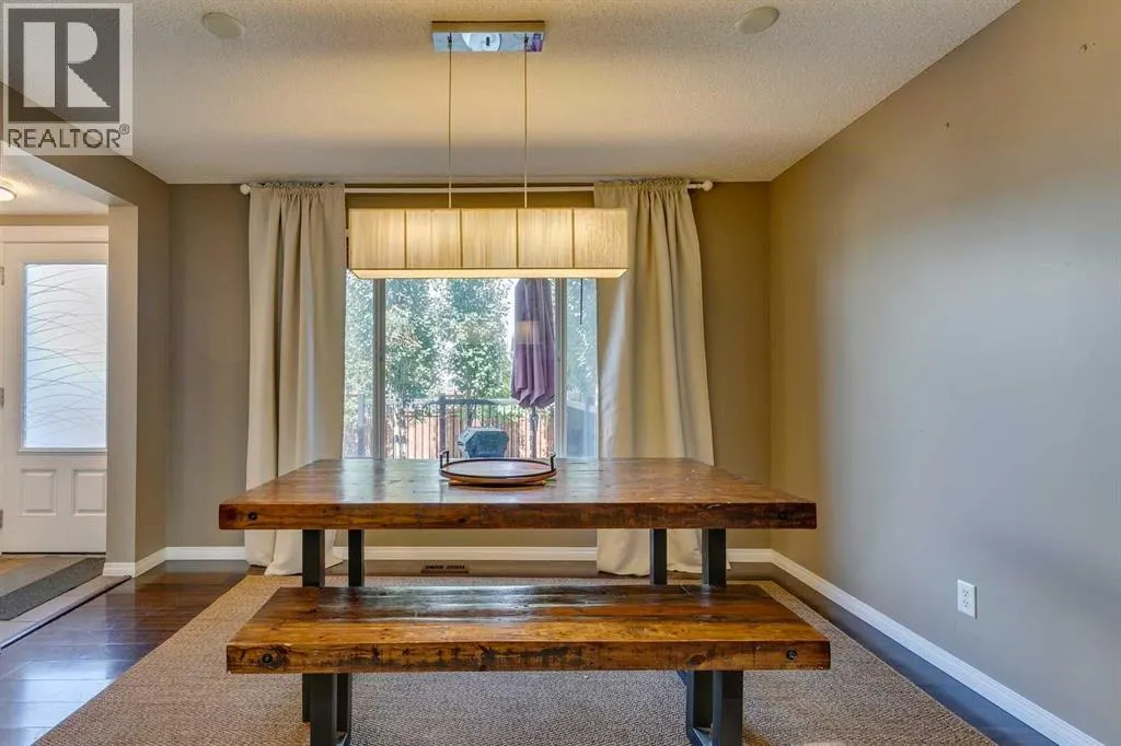 30 Auburn Bay View SE