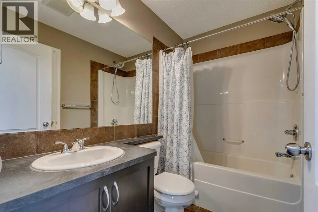 30 Auburn Bay View SE