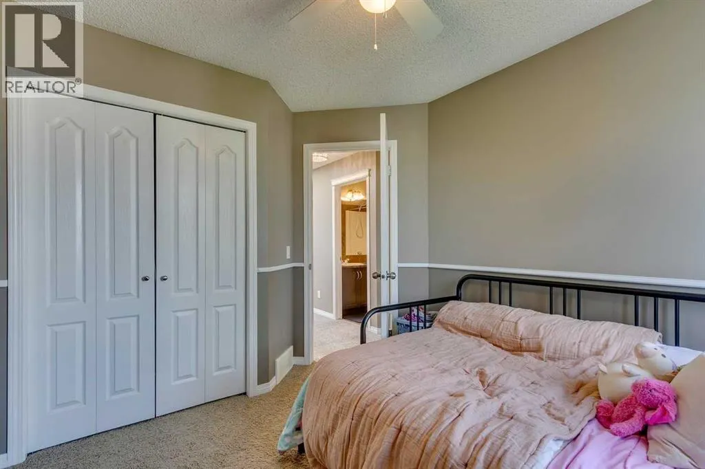 30 Auburn Bay View SE