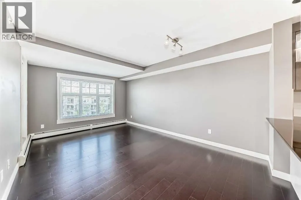 2416, 11 Mahogany Row SE