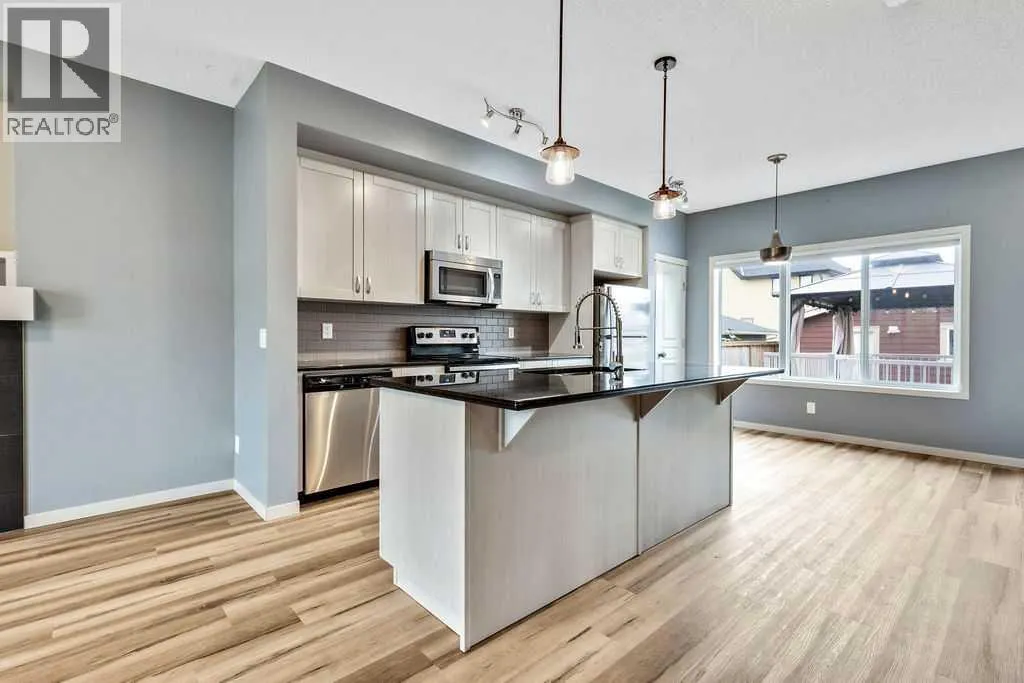 415 Mahogany Boulevard SE