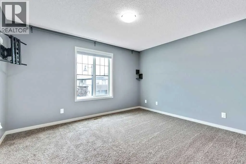415 Mahogany Boulevard SE