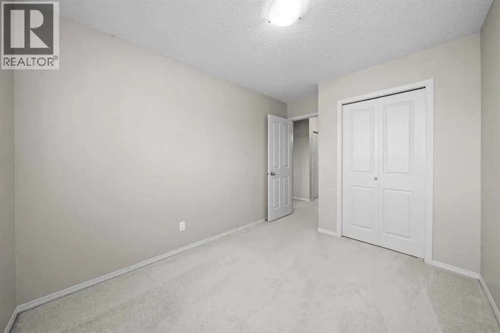 7, 105 Drake Landing Common
