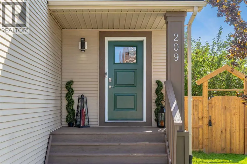 209 Sagewood Grove SW