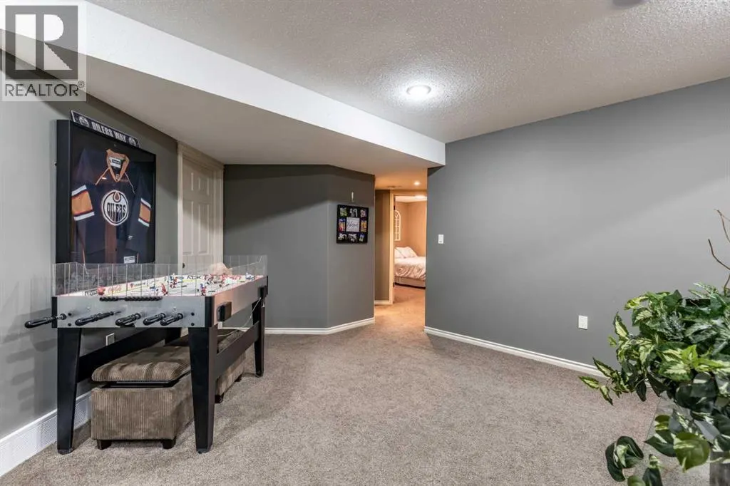 48 Somerside Way SE