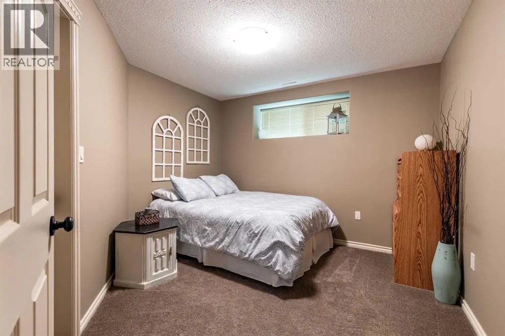 48 Somerside Way SE
