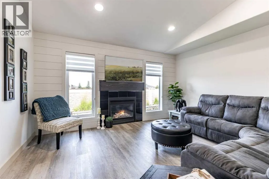 48 Somerside Way SE