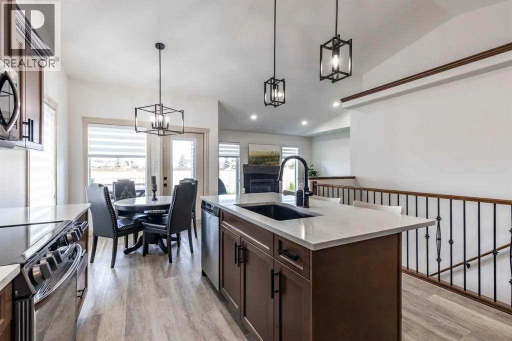 48 Somerside Way SE