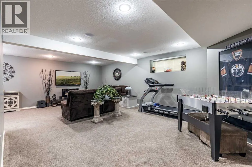 48 Somerside Way SE