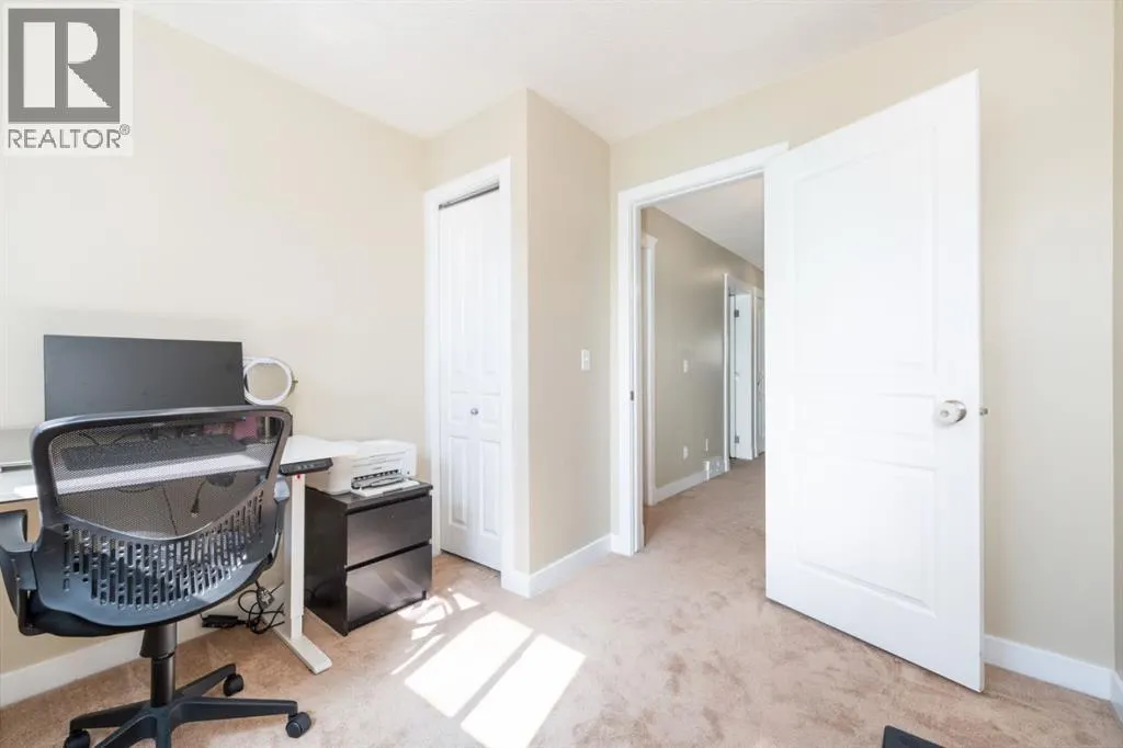 220 Bayside Point SW