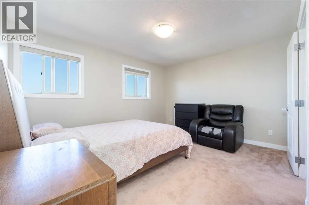 220 Bayside Point SW
