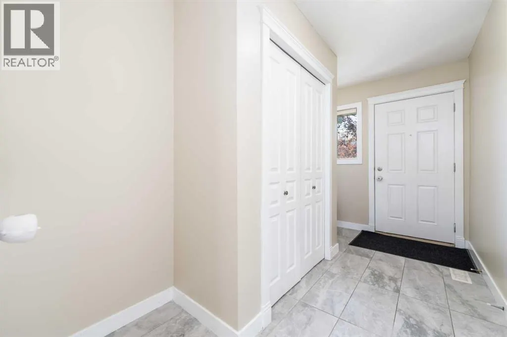 220 Bayside Point SW