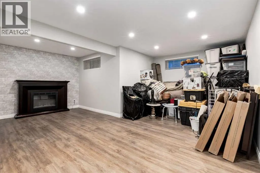 140 EVERGREEN Way SW