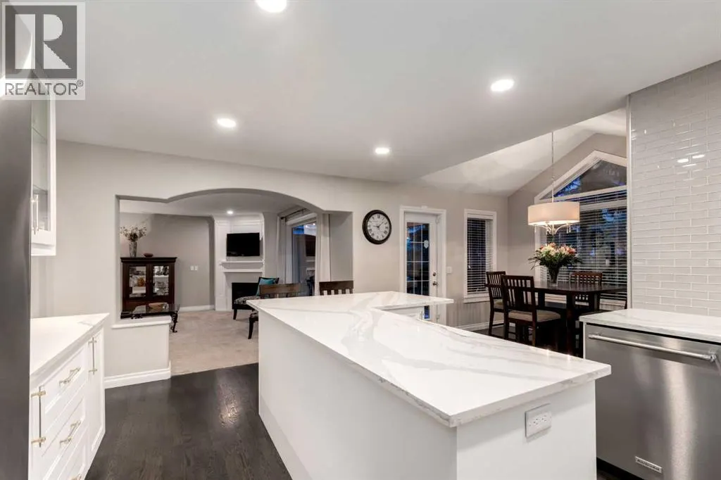 140 EVERGREEN Way SW