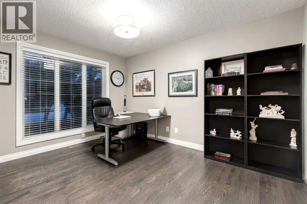 140 EVERGREEN Way SW