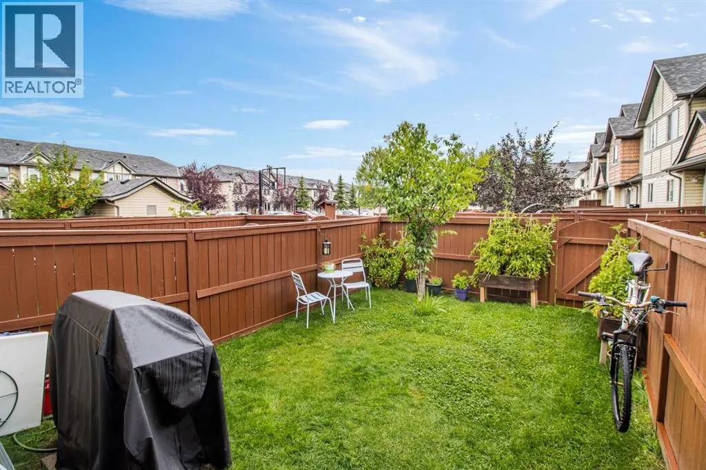 1006, 2445 Kingsland Road SE