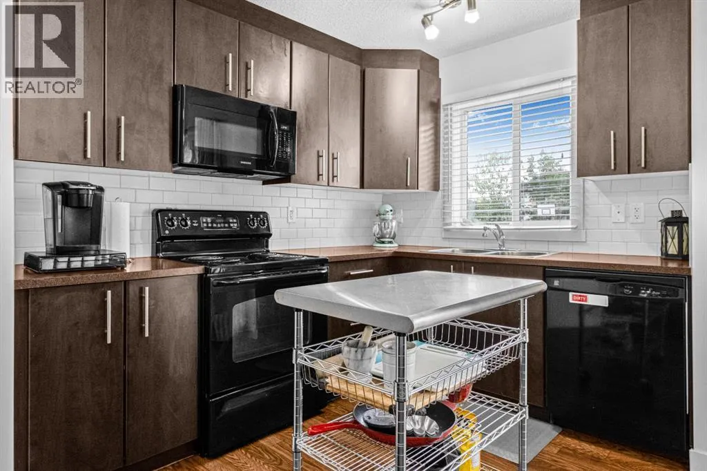 1006, 2445 Kingsland Road SE