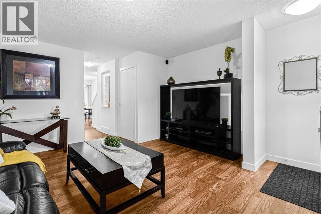 1006, 2445 Kingsland Road SE