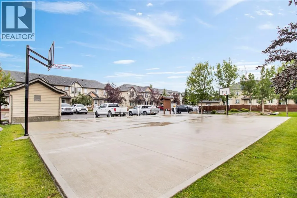 1006, 2445 Kingsland Road SE