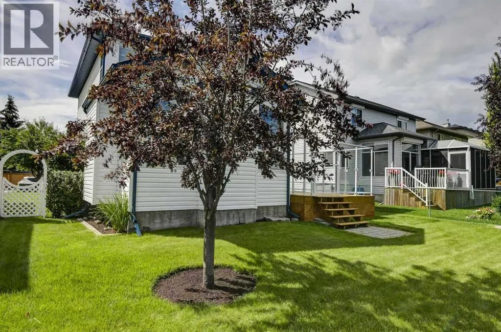 60 Fairways Drive NW