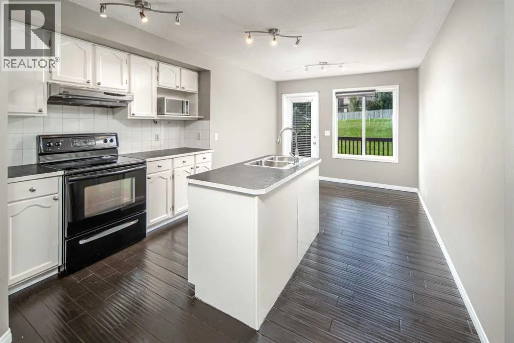 123 Royal Birch Manor NW