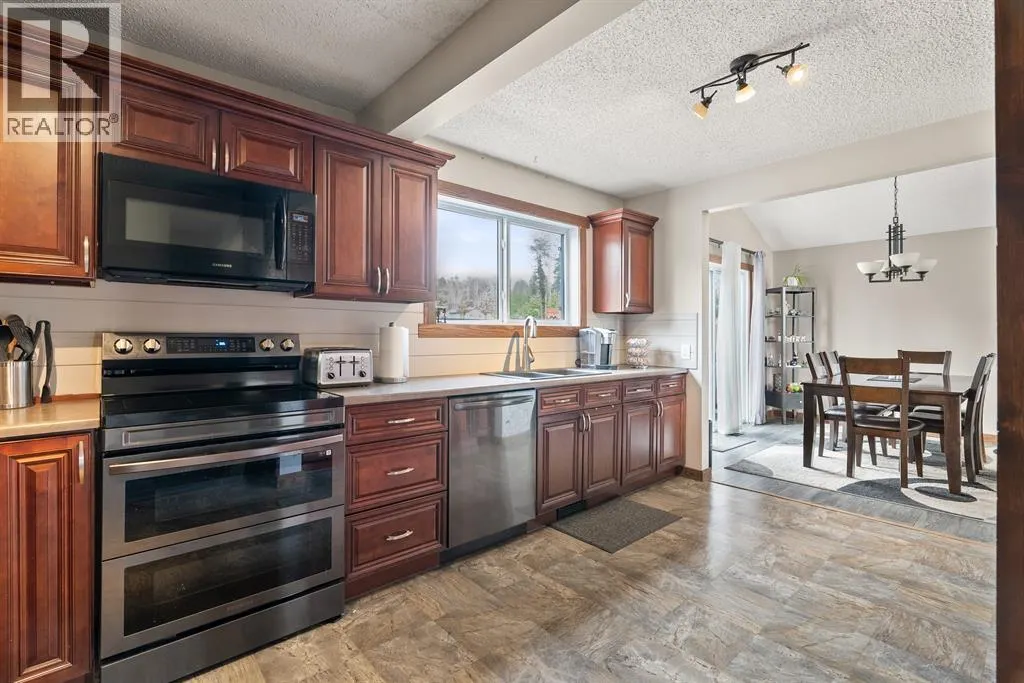 170 Community Lane