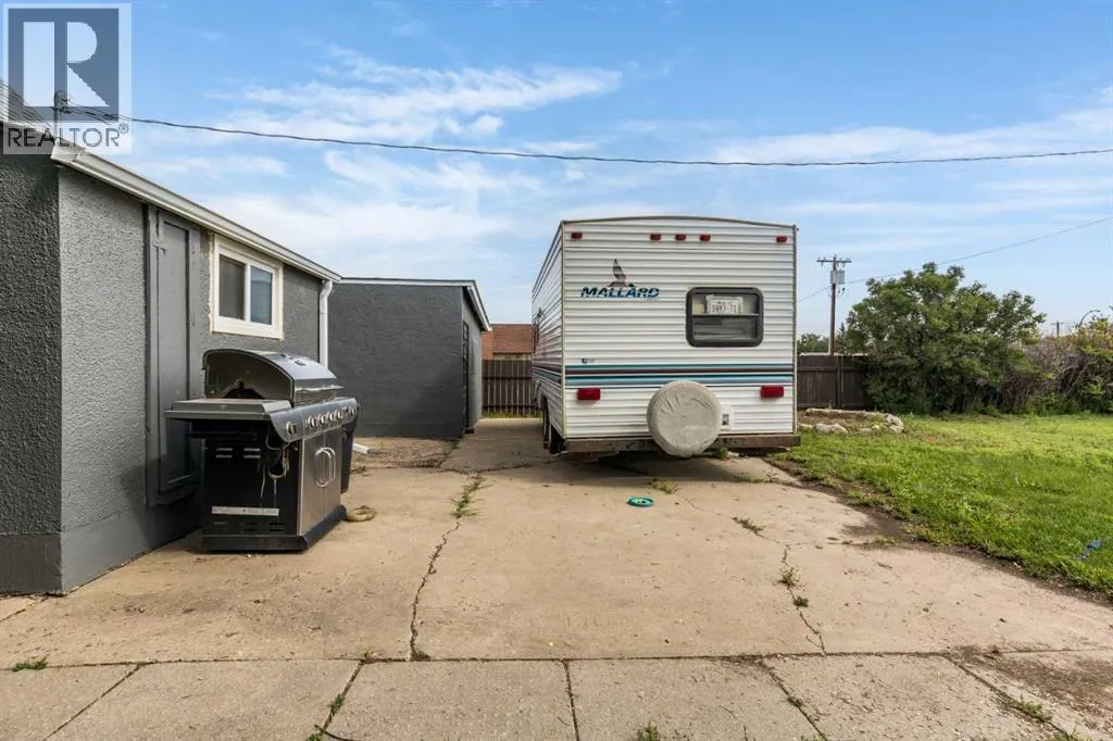 101 3 Street SE