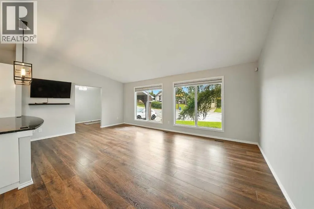 7 Goodacre Close