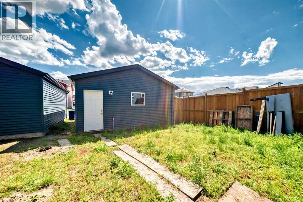 221 Midgrove Mews SW