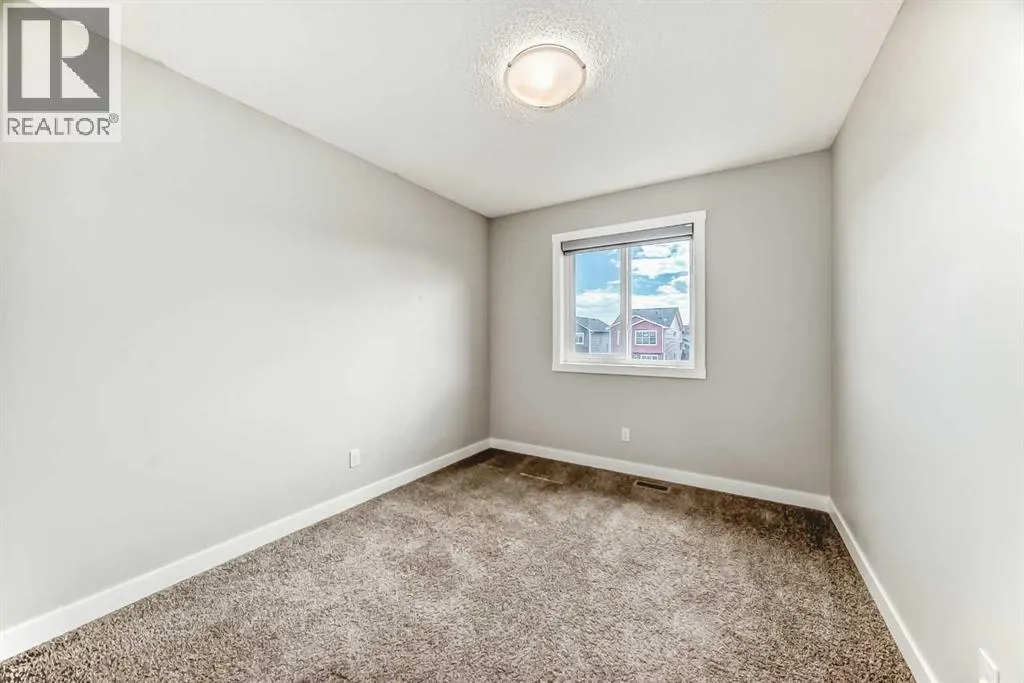 221 Midgrove Mews SW
