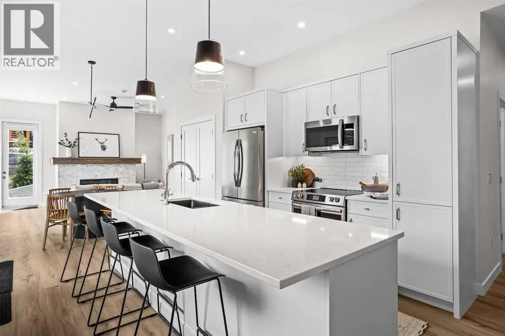 101L, 209 Stewart Creek Rise