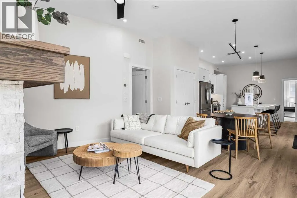 101L, 209 Stewart Creek Rise