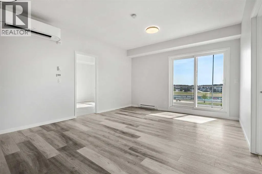 1209, 220 Seton Grove SE