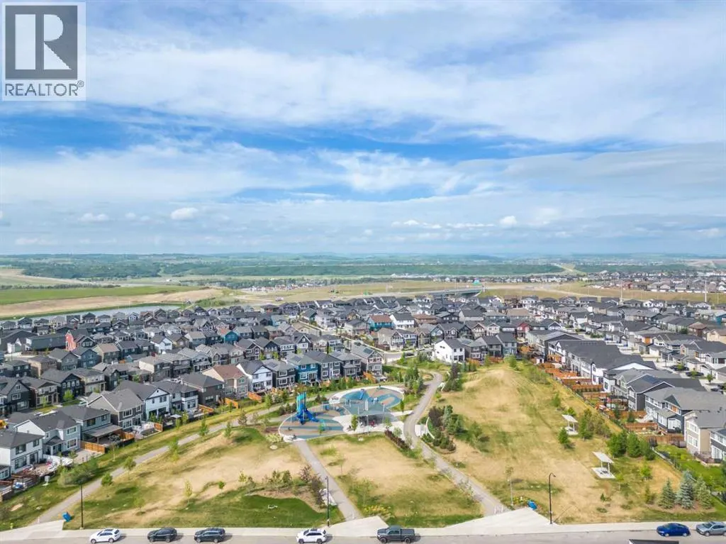 1209, 220 Seton Grove SE