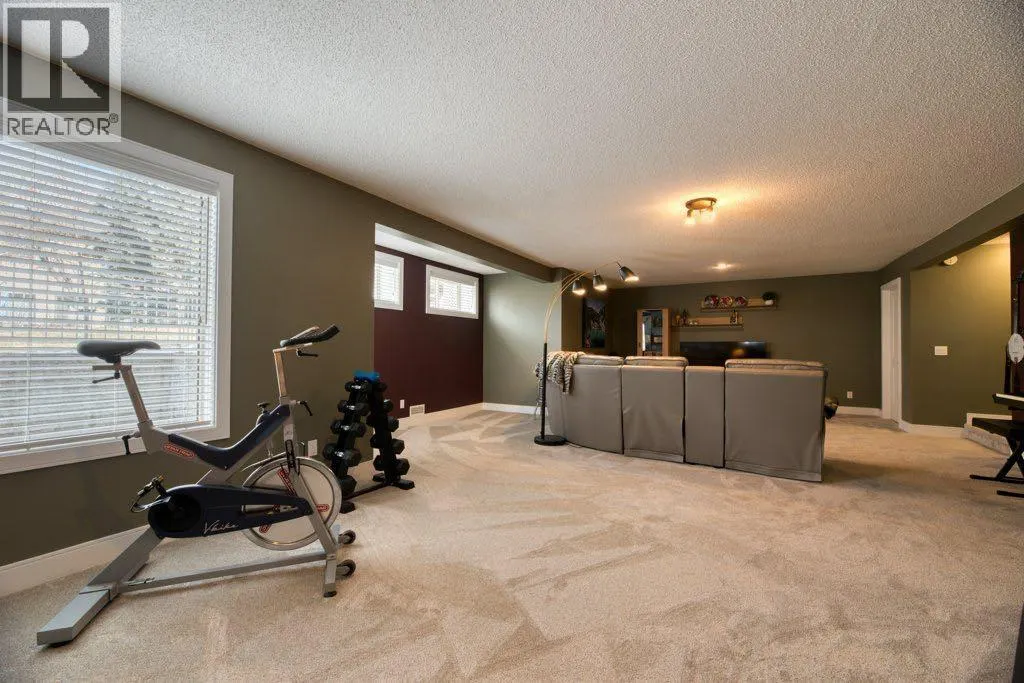 145 Lakeside Greens Place
