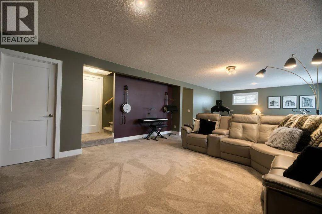 145 Lakeside Greens Place