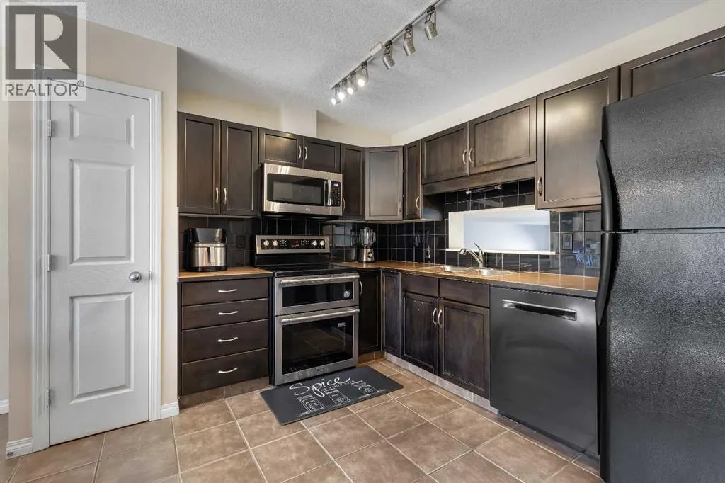 99 Copperfield Court SE