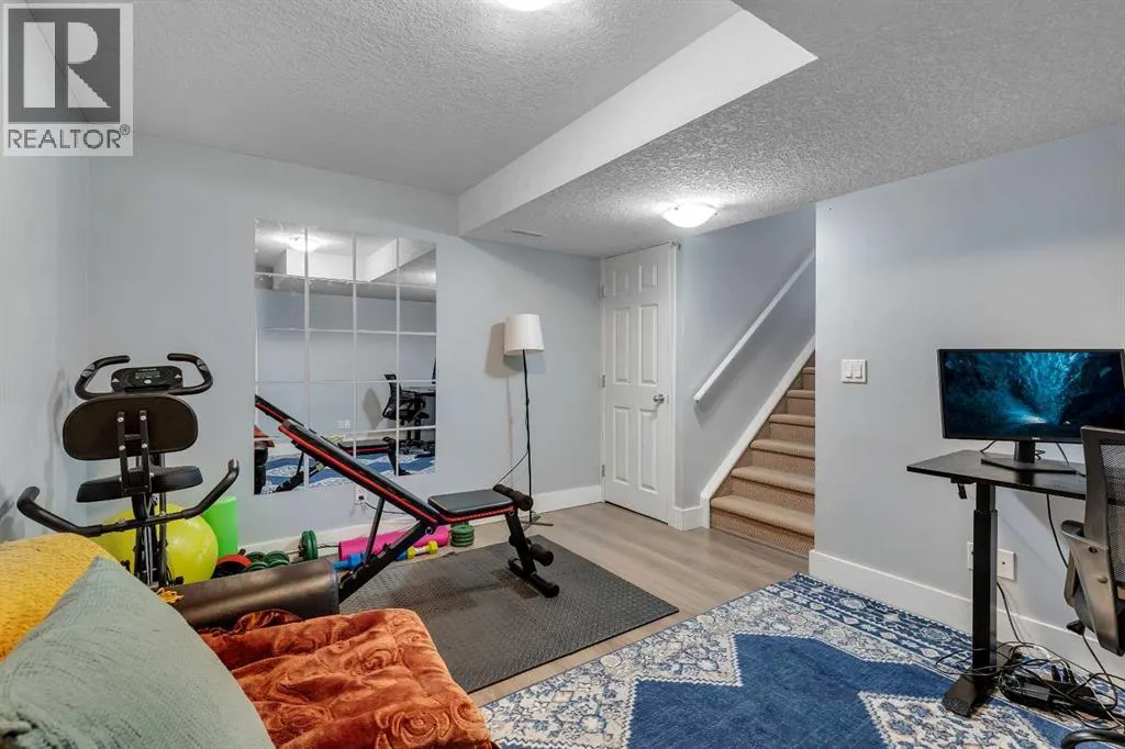 99 Copperfield Court SE