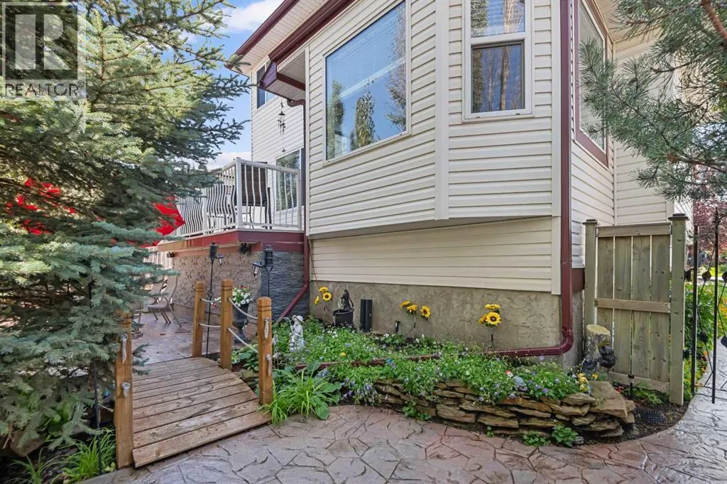 195 Cove Crescent