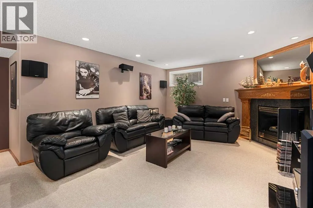 195 Cove Crescent