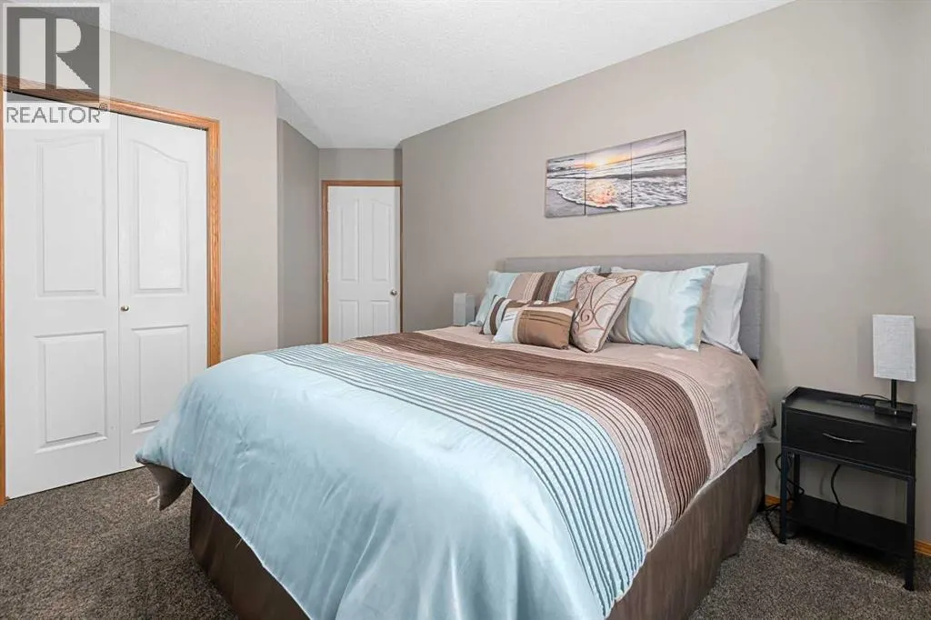 195 Cove Crescent
