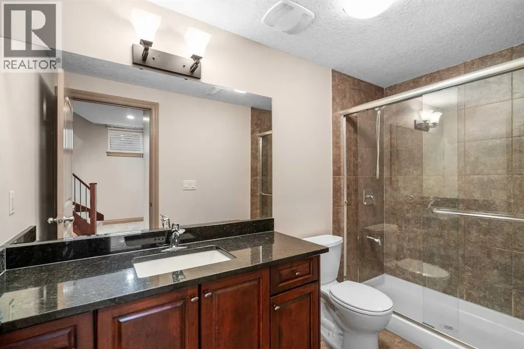 151 Cove Close